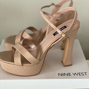 Nine west heels size 9,5 in box